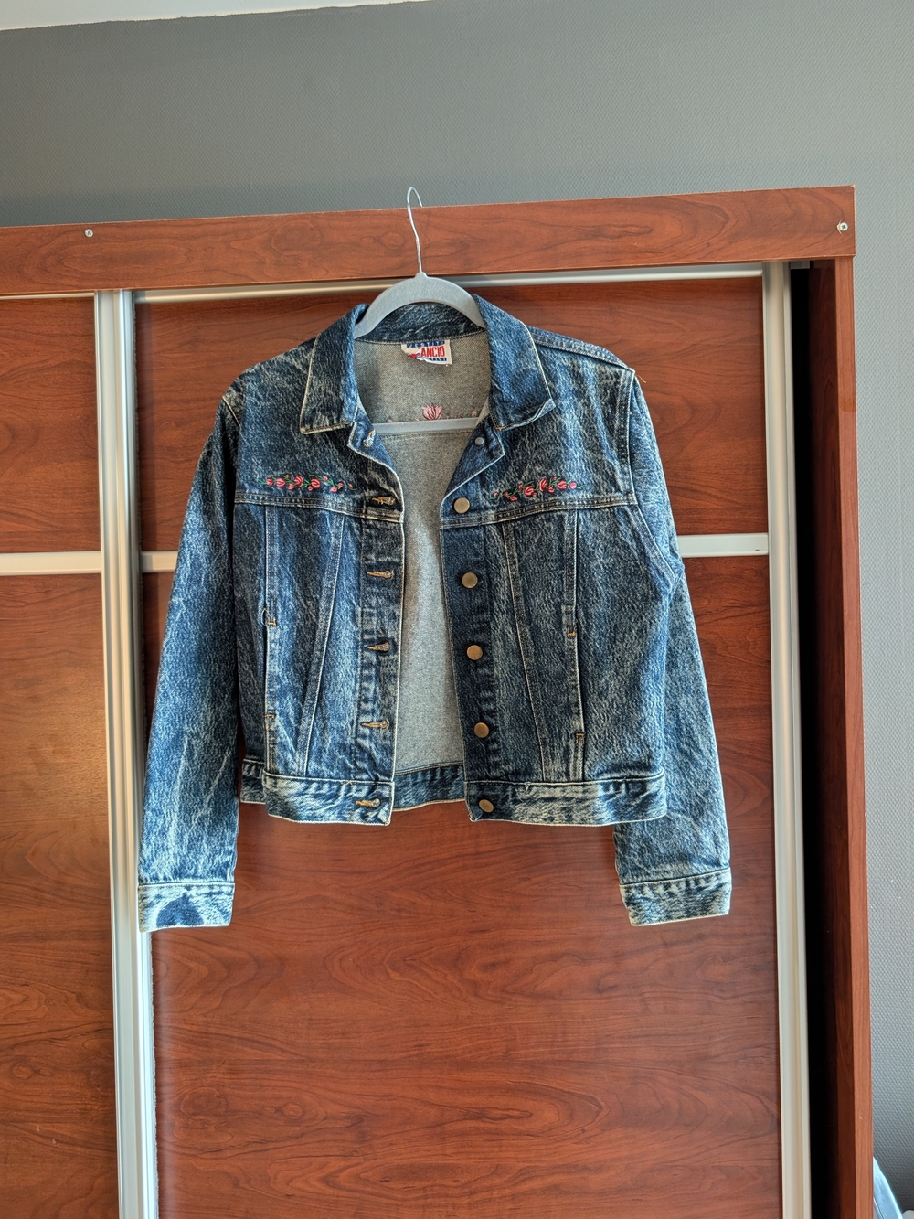 Vintage Blue Denim Jacket with Floral Embroidery